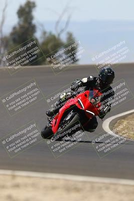 media/Jun-07-2025-TrackDaz (Sat) [[4413525952]]/A Group/12pm (Turn 2)/